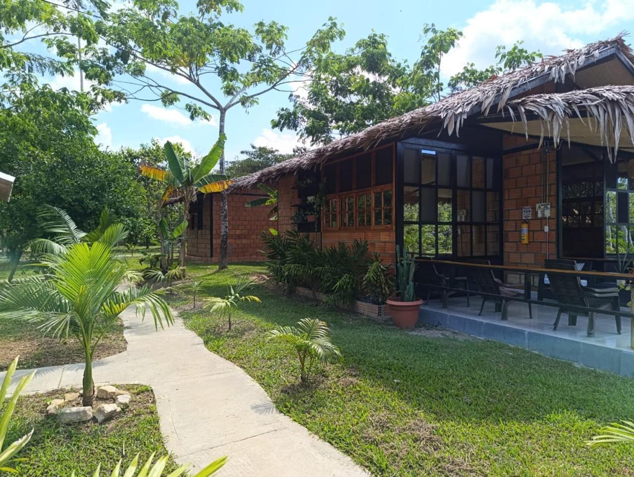 Hotel Boutique Villaliliana Leticia Exterior foto